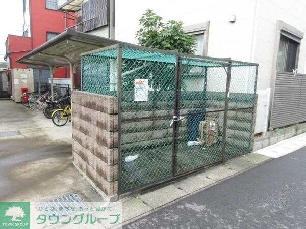 共有部分(ゴミ置場)