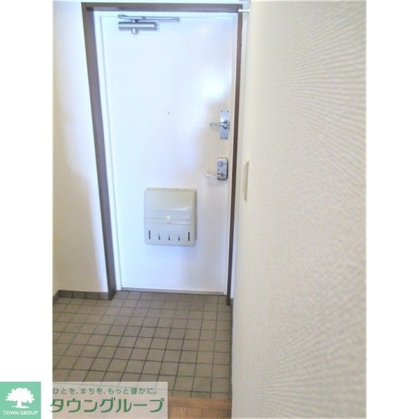 玄関(（2401))