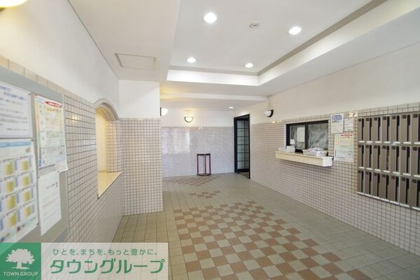 エントランス(★見学希望等はタウンハウジング中央林間店までお気軽に♪★)