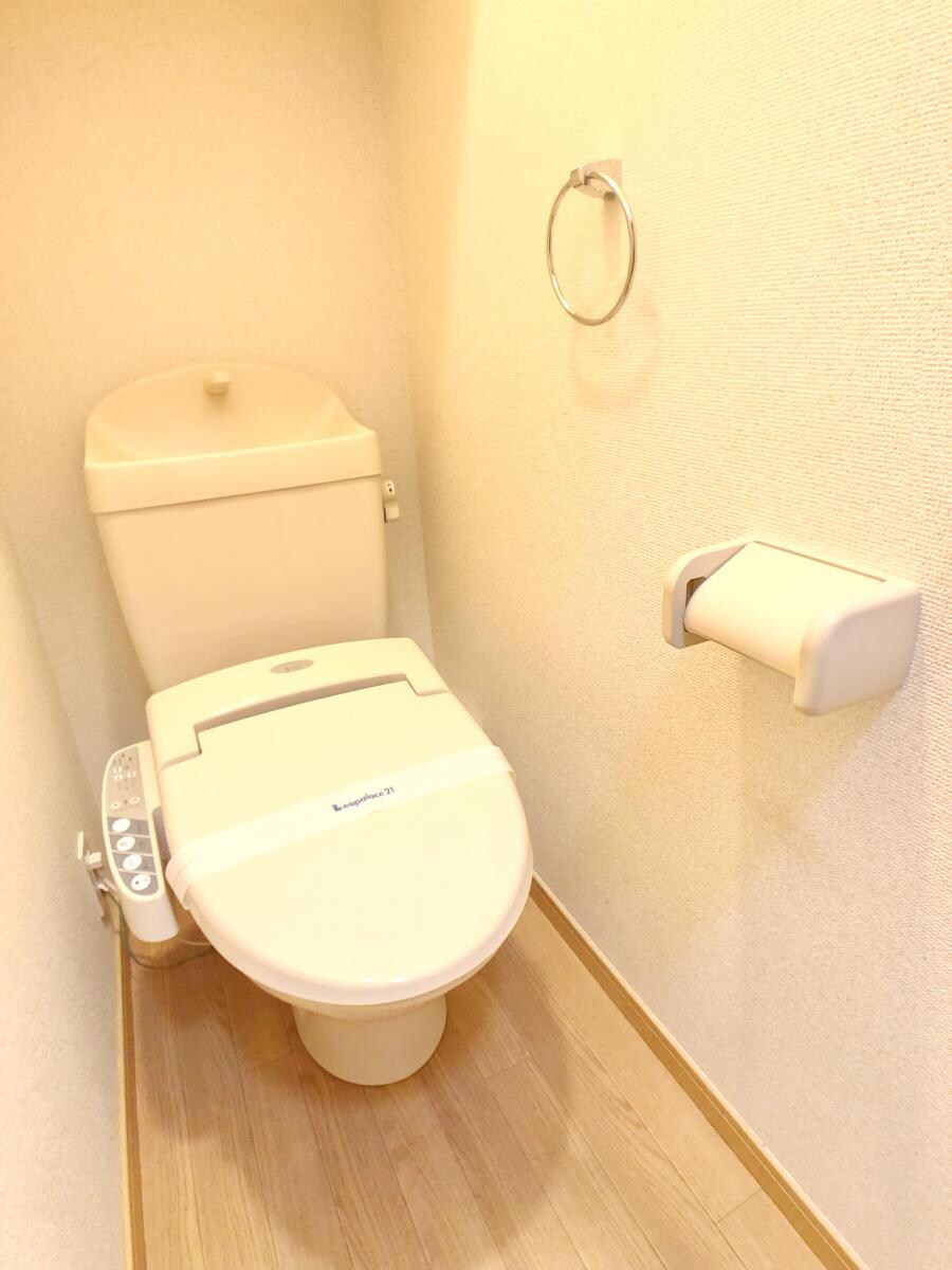 物件内観写真9　(トイレ)