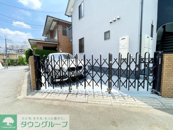 駐車場(庭)