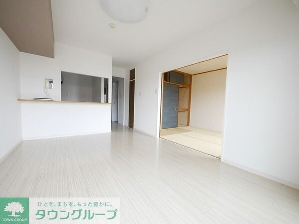 リビング・居室(※別部屋参考画像)