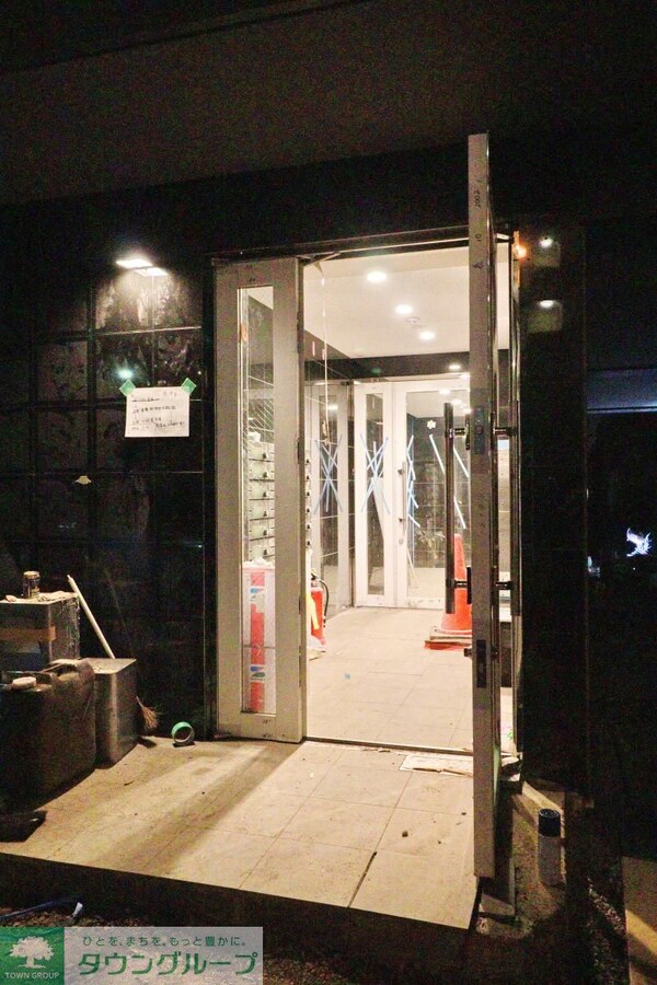 エントランス(エントランス)