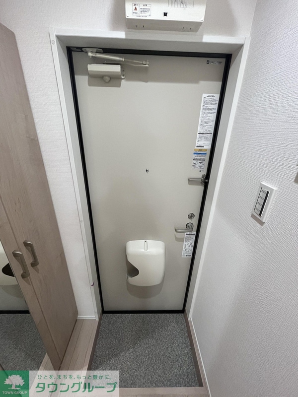 玄関(☆最新電子キーロックです！☆)