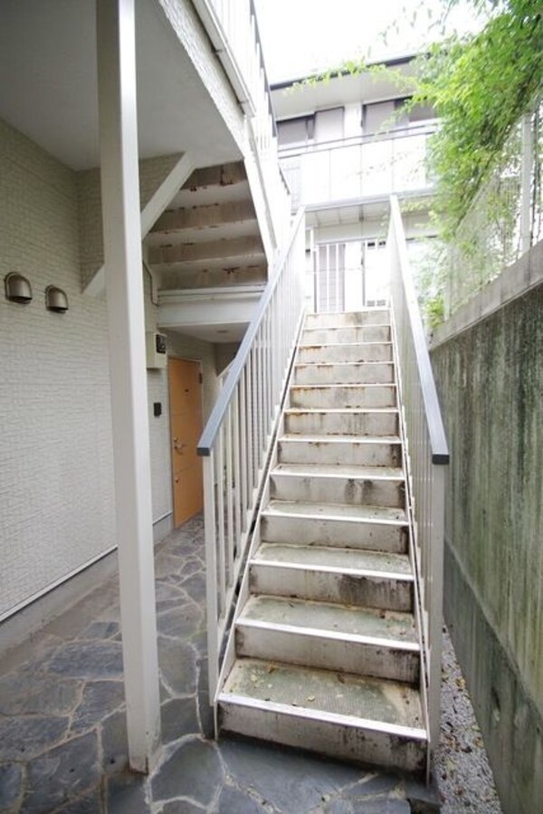 エントランス(★共用階段★)