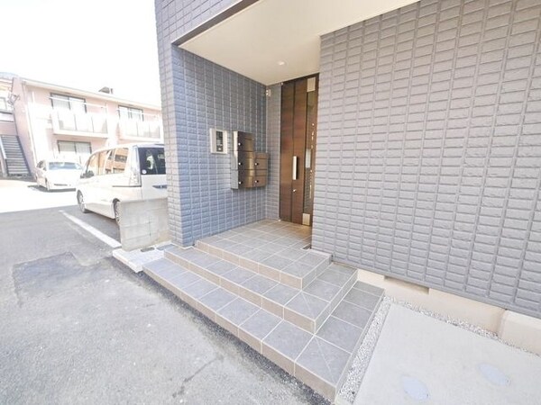 エントランス(★賃貸物件のお問い合わせはタウンハウジング登戸店まで★)