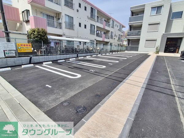 駐車場(★敷地内駐車場です★)
