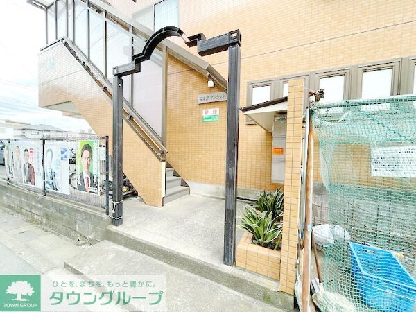 エントランス(庭)
