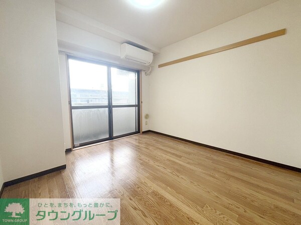 リビング・居室(別部屋参考写真)