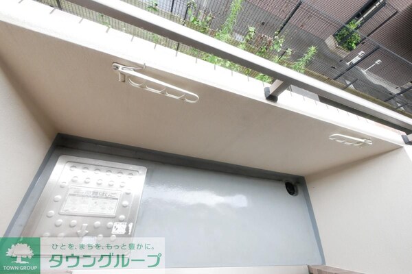 バルコニー(同シリーズ)