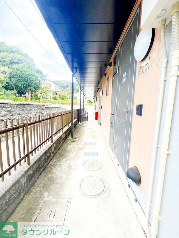 エントランス(☆読売ランド駅から徒歩３分で通勤・通学も便利！☆)