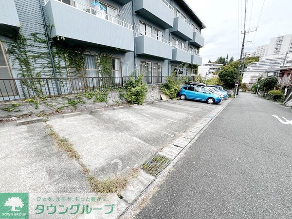 駐車場(駐車場)