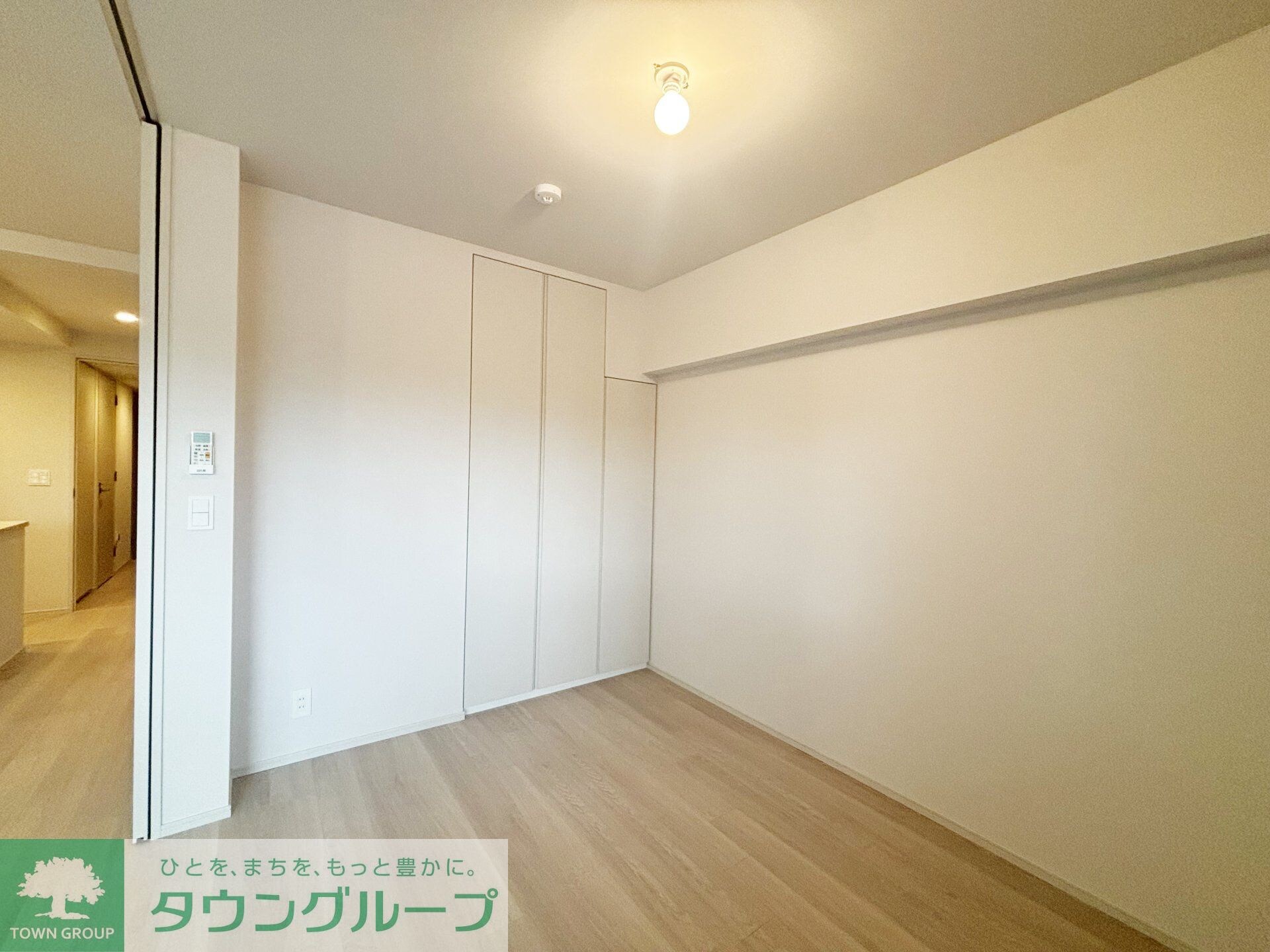 物件内観写真11　(リビング/居室)