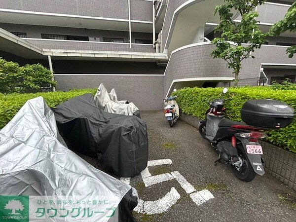 駐車場(駐車場)