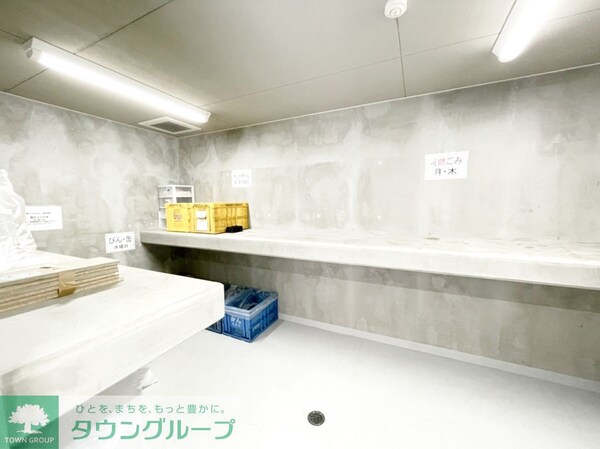 共有部分(★敷地内のごみ置き場★)