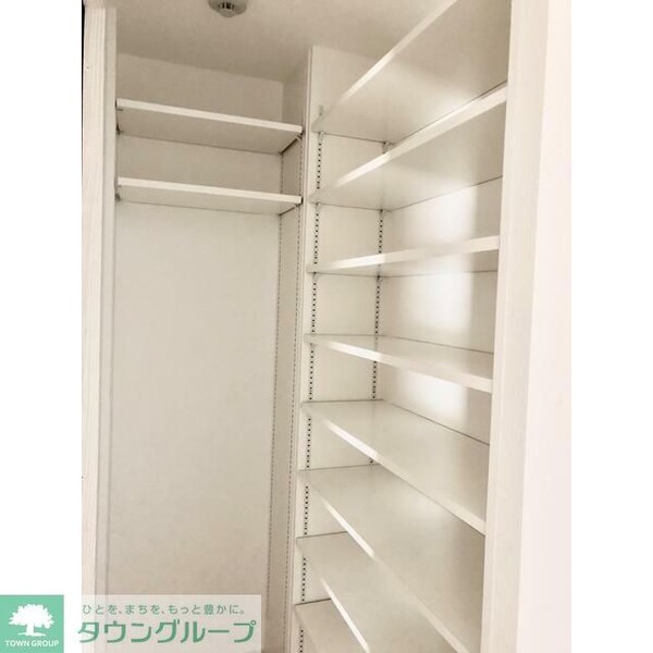 玄関(★お部屋探しはタウンハウジング稲田堤店まで★)
