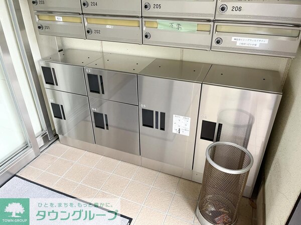 エントランス(★お部屋探しはタウンハウジング稲田堤店まで★)