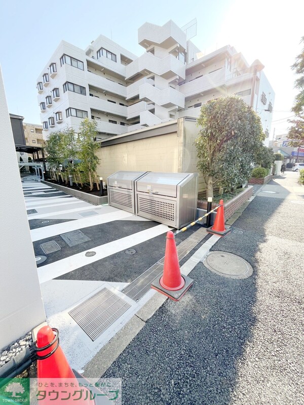 共有部分(ゴミ置き場)