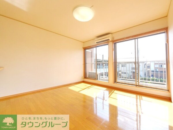 リビング・居室(★お部屋探しはタウンハウジング稲田堤店まで★)