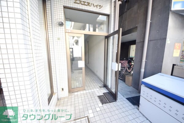 エントランス(エントランス)