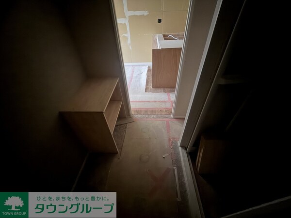 玄関(タウンハウジング調布店まで♪)