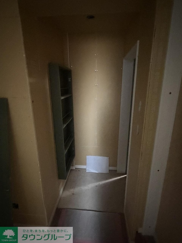 玄関(タウンハウジング調布店まで♪)