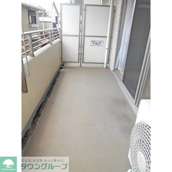 バルコニー(タウンハウジング調布店まで♪)