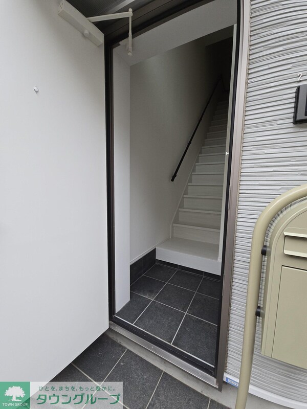 玄関(★お問い合わせはタウンハウジングまで★)