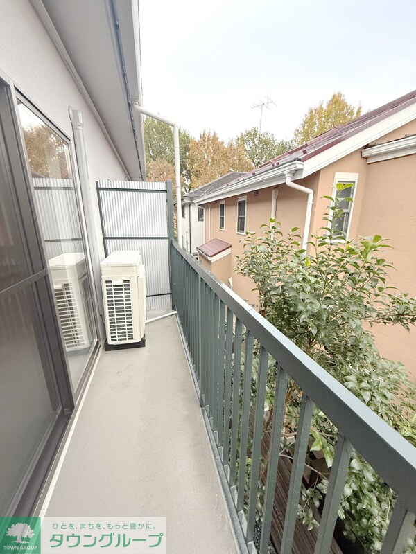 バルコニー(タウンハウジング調布店まで♪)