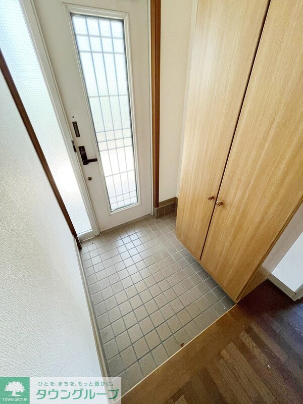 玄関(★お部屋探しは株式会社タウンハウジング東京まで★)