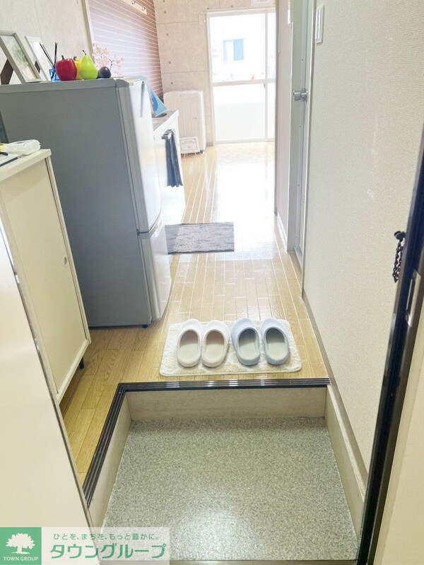 玄関(どんなお部屋にするかはあなた次第です。)