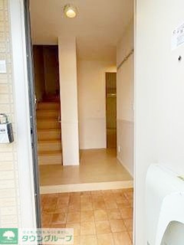 玄関(★お問い合わせはタウンハウジング聖蹟桜ヶ丘店まで★)