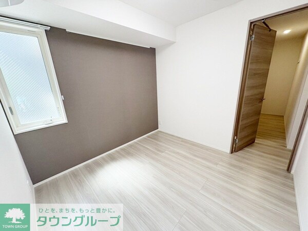 寝室(★お部屋探しは株式会社タウンハウジング東京まで★)