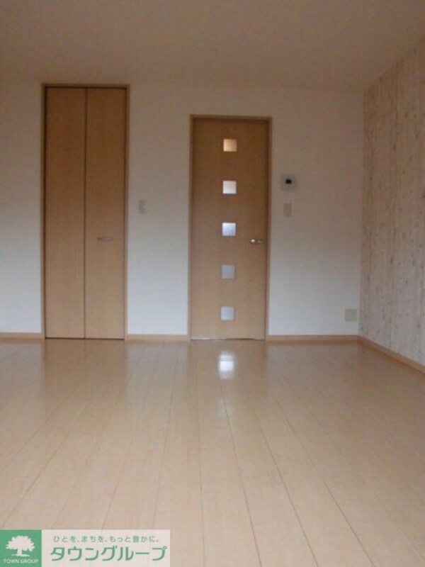 寝室(★お部屋探しは株式会社タウンハウジング東京まで★)