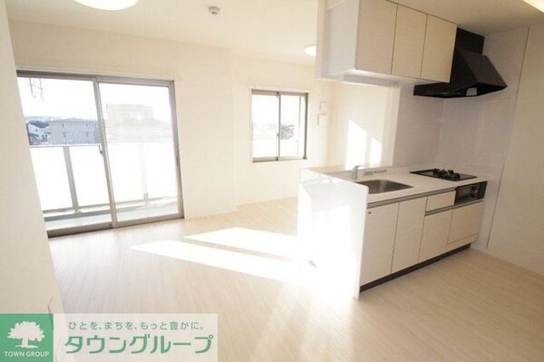 リビング・居室(★お部屋探しは株式会社タウンハウジング東京まで★)