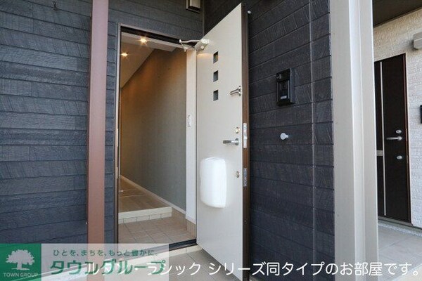 玄関(★お問い合わせはタウンハウジング聖蹟桜ヶ丘店まで★)