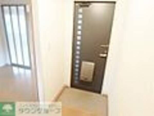 玄関(★お部屋探しは株式会社タウンハウジング東京まで★)