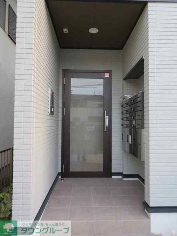 エントランス(★お部屋探しは株式会社タウンハウジング東京まで★)
