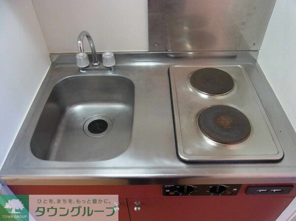 キッチン(設備・仕様は号室により異なる為、現況を優先致します。)