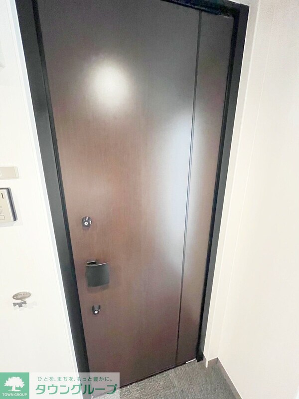 玄関(★お部屋探しは株式会社タウンハウジング東京まで★)