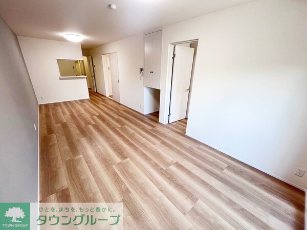 リビング・居室(★お部屋探しは株式会社タウンハウジング東京まで★)