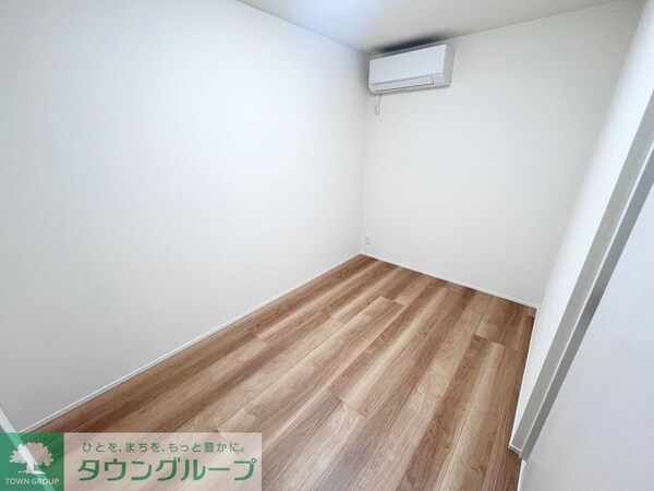 寝室(★お部屋探しは株式会社タウンハウジング東京まで★)