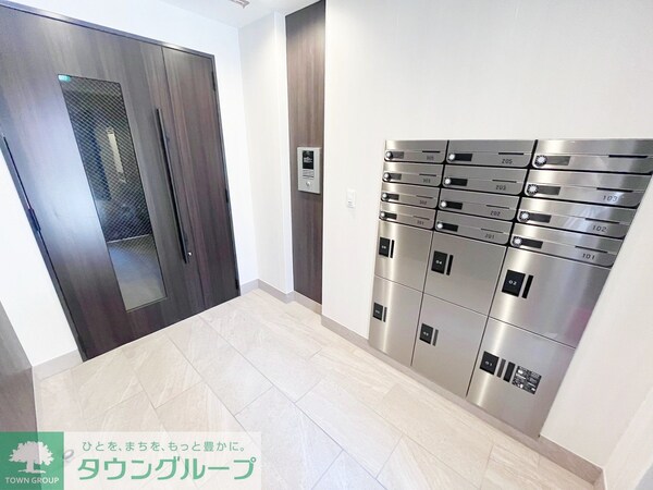 エントランス(★お部屋探しは株式会社タウンハウジング東京まで★)