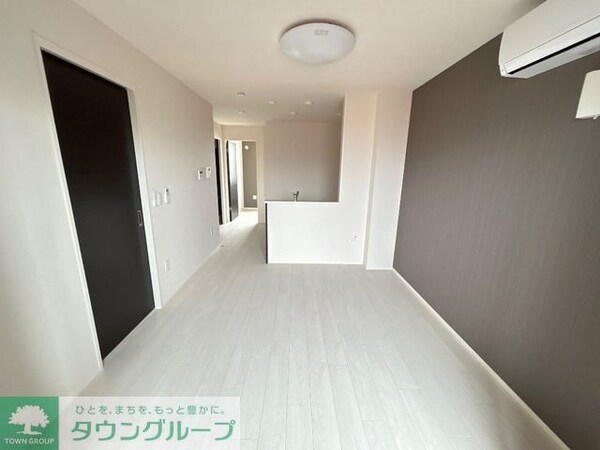 リビング・居室(★お部屋探しは株式会社タウンハウジング東京まで★)