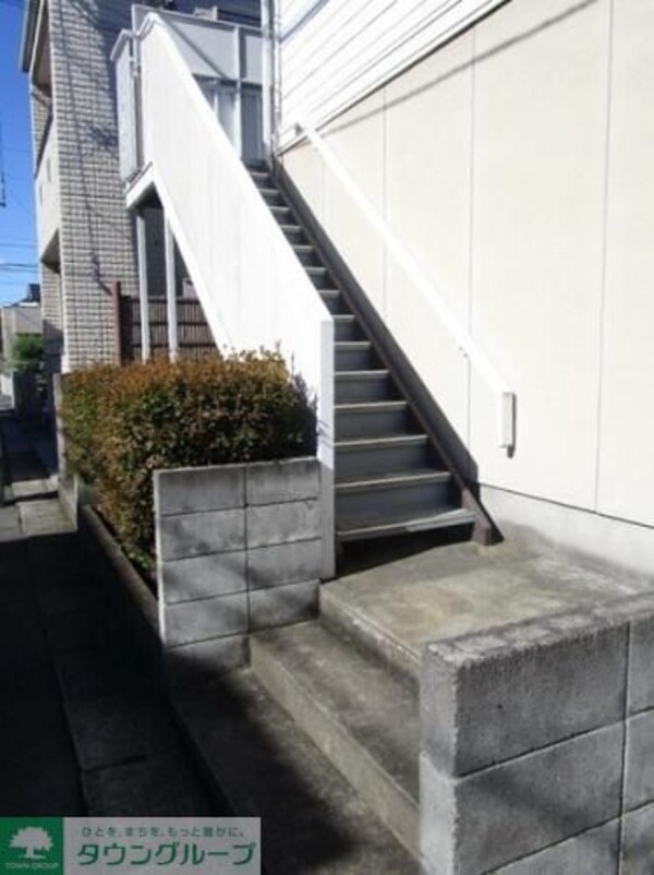 エントランス(★お部屋探しは株式会社タウンハウジング東京まで★)