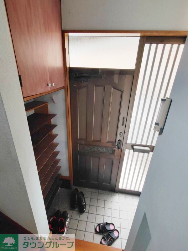 玄関(★お部屋探しは最寄りのタウンハウジングまで★)