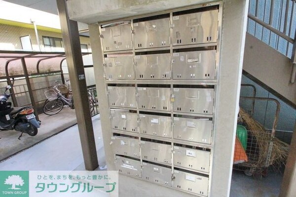 エントランス(★お部屋探しは株式会社タウンハウジング東京まで★)