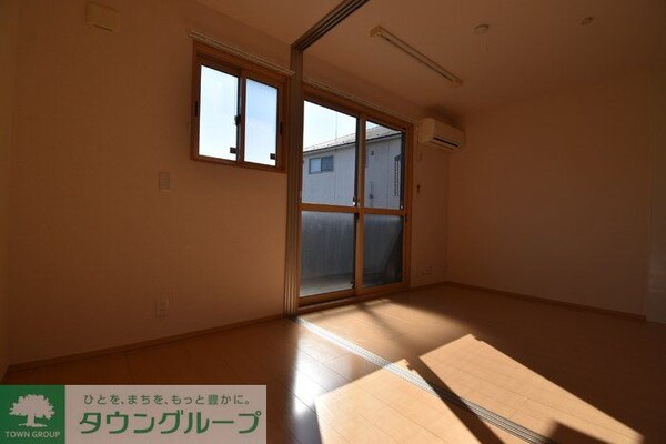 寝室(★お部屋探しは株式会社タウンハウジング東京まで★)