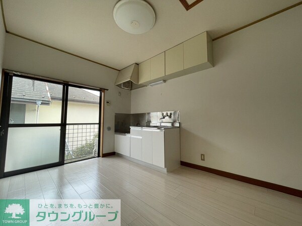リビング・居室(★お部屋探しは株式会社タウンハウジング東京まで★)