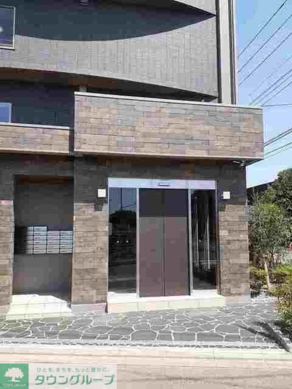 エントランス(★お部屋探しは株式会社タウンハウジング東京まで★)